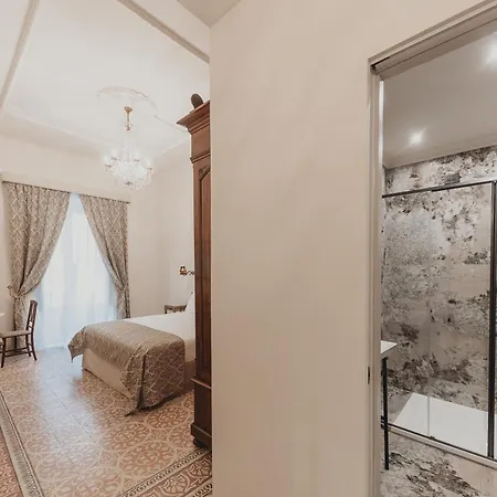 Amorini Baronial 招待所 切法卢