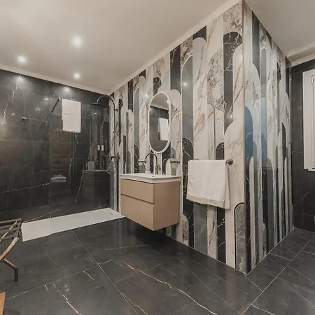 Amorini Baronial 4*