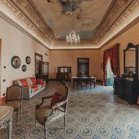 Amorini Baronial 招待所
