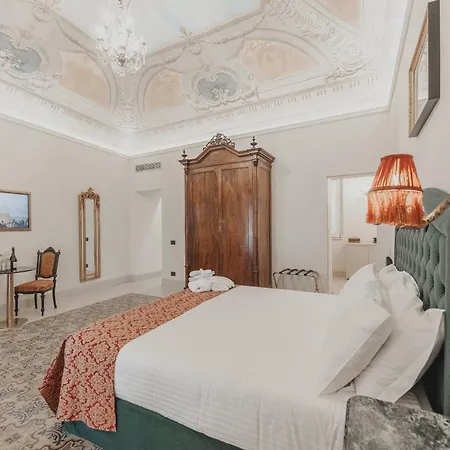 招待所 Amorini Baronial 切法卢