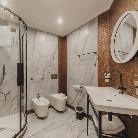 Amorini Baronial