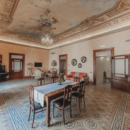 Affittacamere Amorini Baronial Cefalù